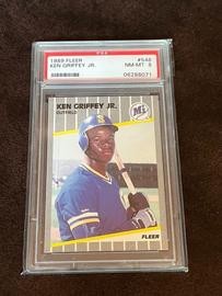 1989 Fleer #548 Ken Griffey Jr. Rookie PSA 8