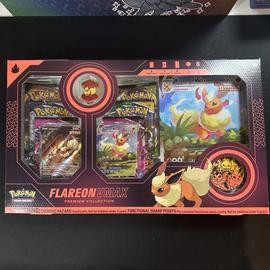 Pokemon Flareon VMAX Premium Collection