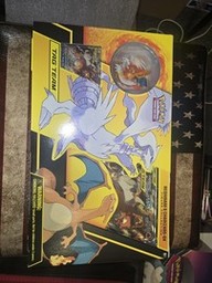 Reshiram & Charizard GX Tag Team Figure Collection 2019