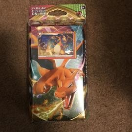 Sword & Shield Vivid Voltage Charizard Theme Deck