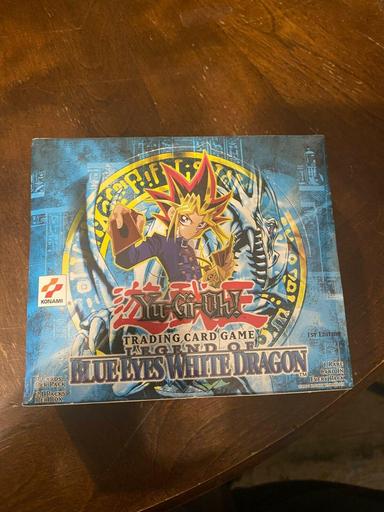 YuGiOh Legends of Blue Eyes White Dragon Booster Box
